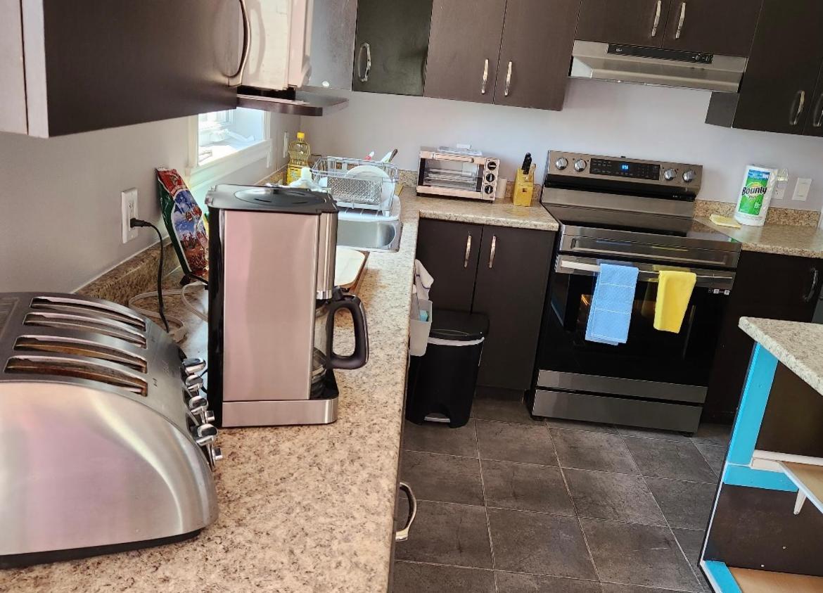 Maison Chaleureuse, Energetique Et Florale Sherbrooke Dış mekan fotoğraf