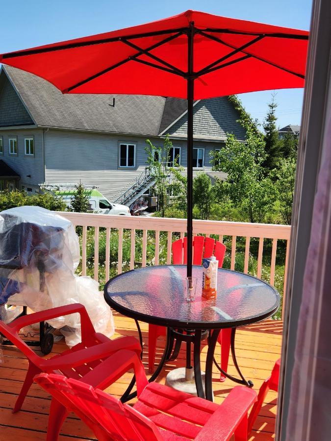 Maison Chaleureuse, Energetique Et Florale Sherbrooke Dış mekan fotoğraf